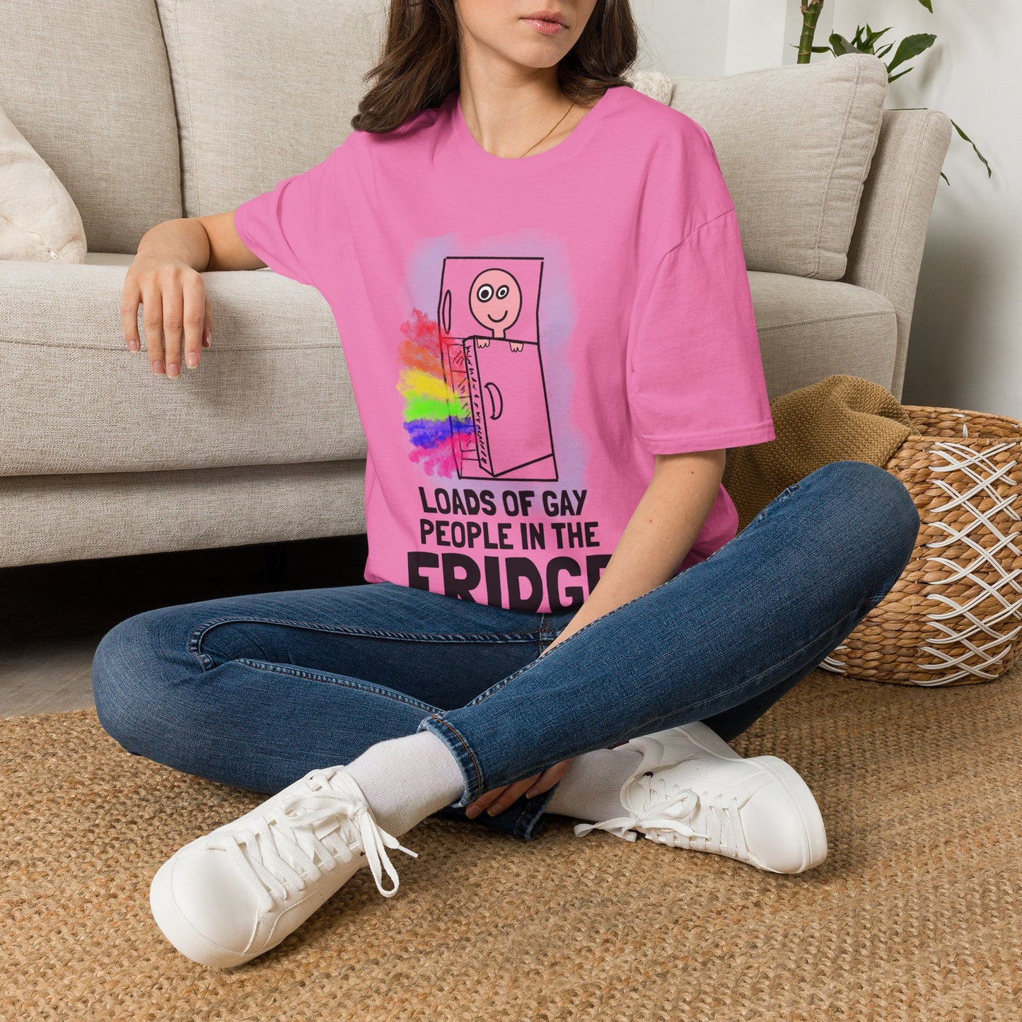 "Loads of Gay People in the Fridge" T-SHIRT