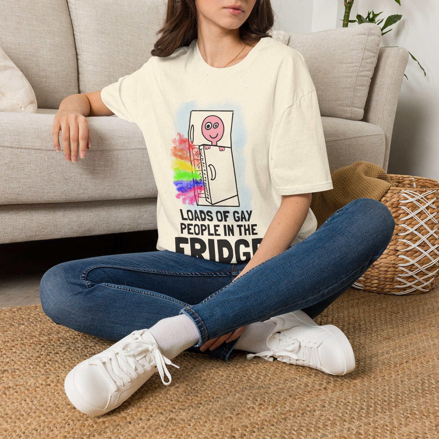 "Loads of Gay People in the Fridge" T-SHIRT